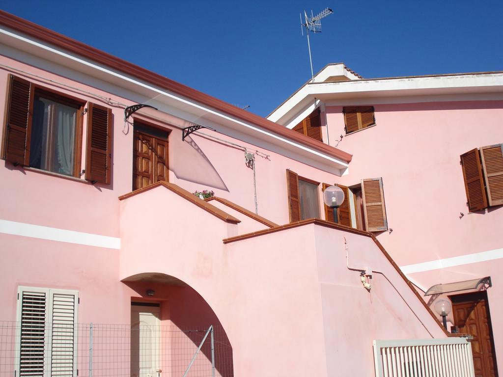 L'Aurora Viola Bed & Breakfast Carbonia Exterior photo