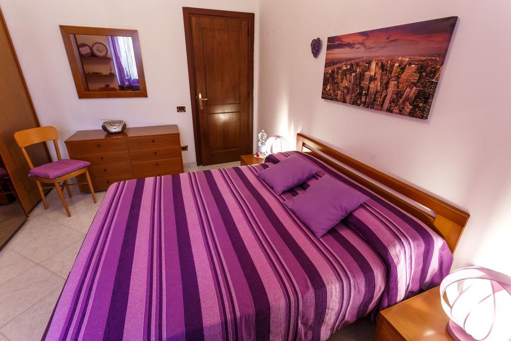 L'Aurora Viola Bed & Breakfast Carbonia Exterior photo